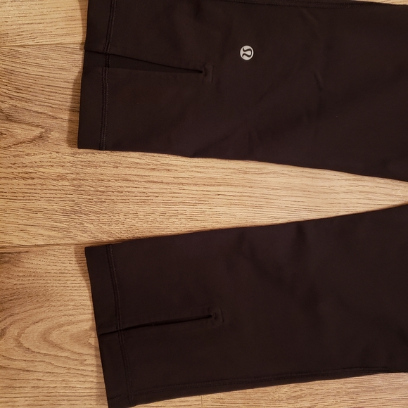 Lululemon crop leggings - Picture 4 of 7